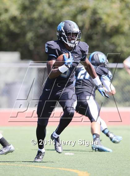 Thumbnail 1 in Clovis North vs. Reed (2014 Honor Bowl - NorCal) photogallery.