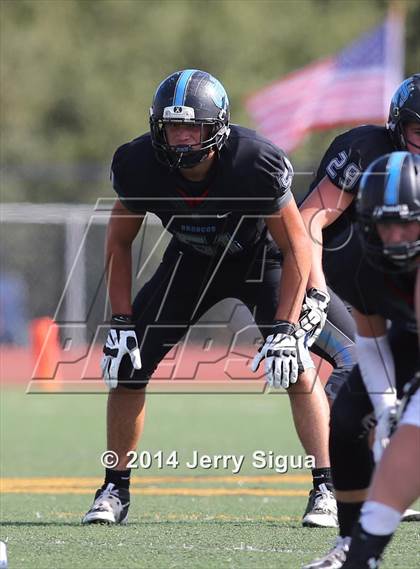 Thumbnail 3 in Clovis North vs. Reed (2014 Honor Bowl - NorCal) photogallery.
