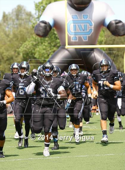 Thumbnail 1 in Clovis North vs. Reed (2014 Honor Bowl - NorCal) photogallery.