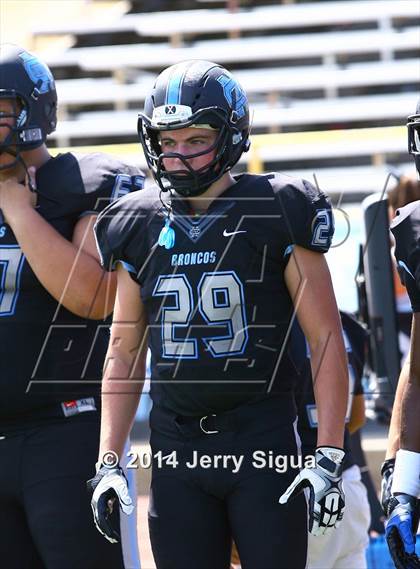Thumbnail 3 in Clovis North vs. Reed (2014 Honor Bowl - NorCal) photogallery.