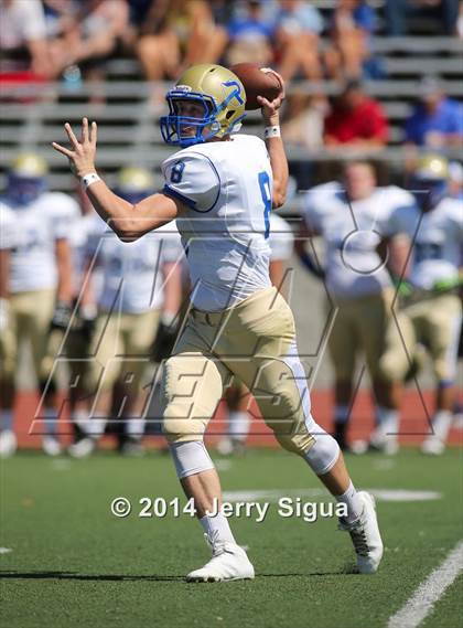 Thumbnail 2 in Clovis North vs. Reed (2014 Honor Bowl - NorCal) photogallery.