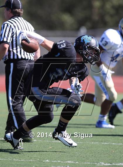 Thumbnail 1 in Clovis North vs. Reed (2014 Honor Bowl - NorCal) photogallery.
