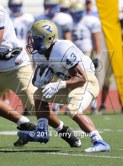 Thumbnail 1 in Clovis North vs. Reed (2014 Honor Bowl - NorCal) photogallery.