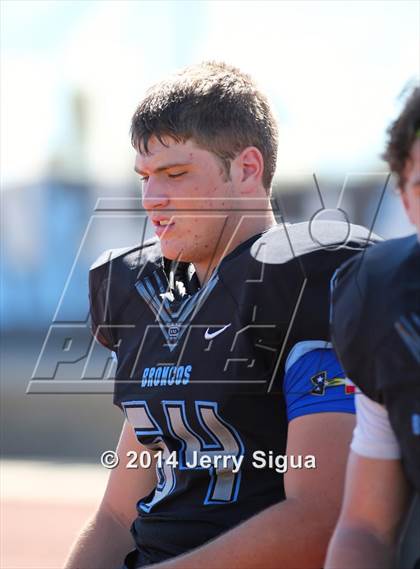 Thumbnail 3 in Clovis North vs. Reed (2014 Honor Bowl - NorCal) photogallery.
