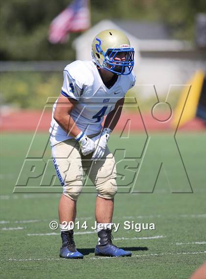 Thumbnail 2 in Clovis North vs. Reed (2014 Honor Bowl - NorCal) photogallery.