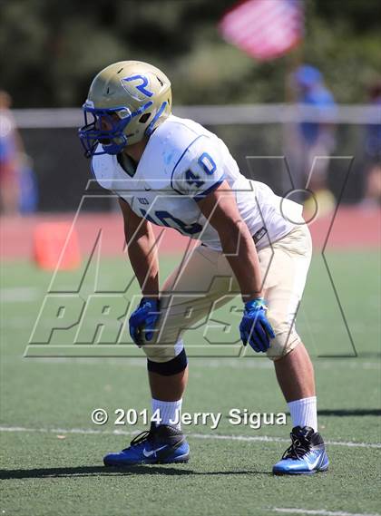Thumbnail 3 in Clovis North vs. Reed (2014 Honor Bowl - NorCal) photogallery.