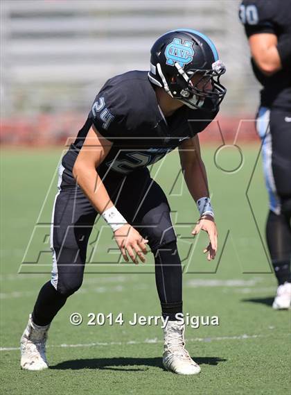 Thumbnail 2 in Clovis North vs. Reed (2014 Honor Bowl - NorCal) photogallery.