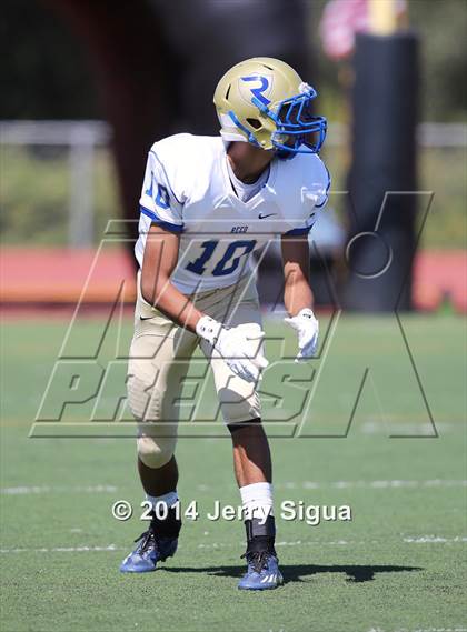 Thumbnail 2 in Clovis North vs. Reed (2014 Honor Bowl - NorCal) photogallery.