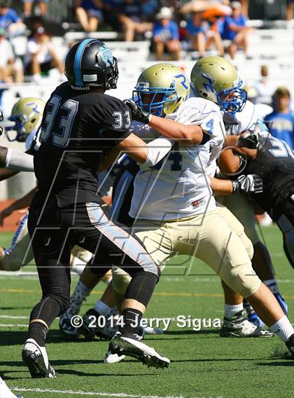 Thumbnail 2 in Clovis North vs. Reed (2014 Honor Bowl - NorCal) photogallery.