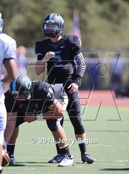 Thumbnail 3 in Clovis North vs. Reed (2014 Honor Bowl - NorCal) photogallery.