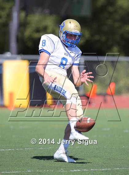 Thumbnail 2 in Clovis North vs. Reed (2014 Honor Bowl - NorCal) photogallery.