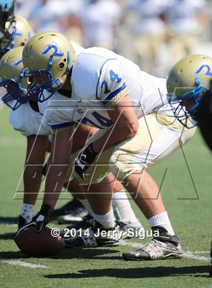 Thumbnail 3 in Clovis North vs. Reed (2014 Honor Bowl - NorCal) photogallery.