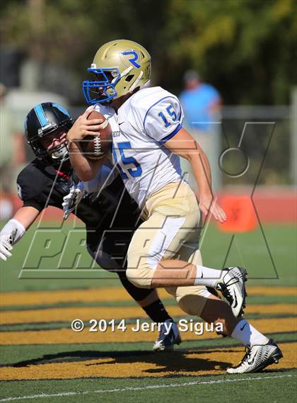 Thumbnail 3 in Clovis North vs. Reed (2014 Honor Bowl - NorCal) photogallery.