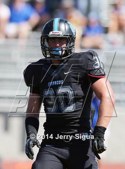 Thumbnail 1 in Clovis North vs. Reed (2014 Honor Bowl - NorCal) photogallery.