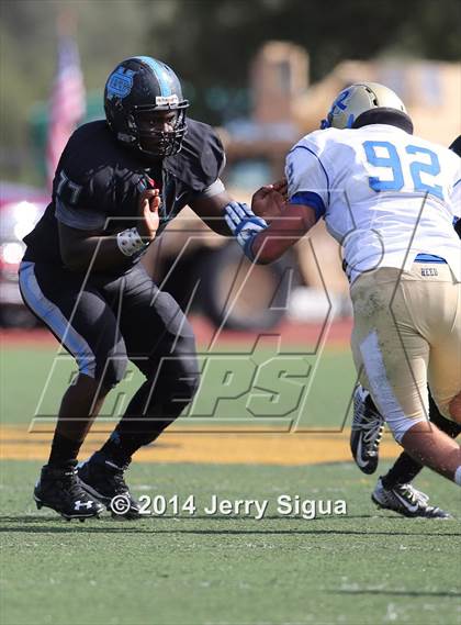 Thumbnail 2 in Clovis North vs. Reed (2014 Honor Bowl - NorCal) photogallery.