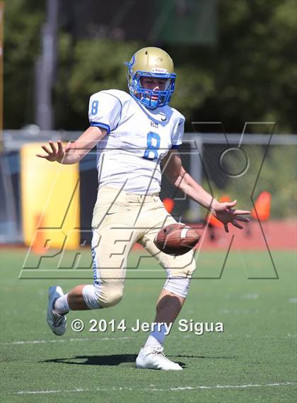 Thumbnail 1 in Clovis North vs. Reed (2014 Honor Bowl - NorCal) photogallery.