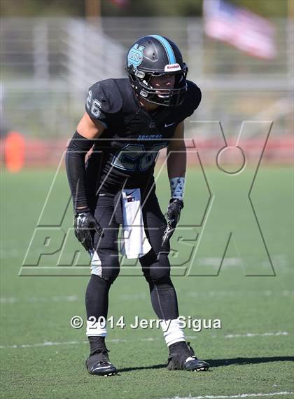 Thumbnail 1 in Clovis North vs. Reed (2014 Honor Bowl - NorCal) photogallery.