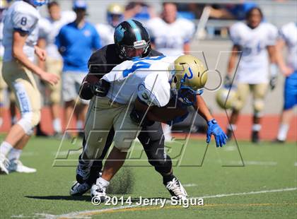 Thumbnail 2 in Clovis North vs. Reed (2014 Honor Bowl - NorCal) photogallery.
