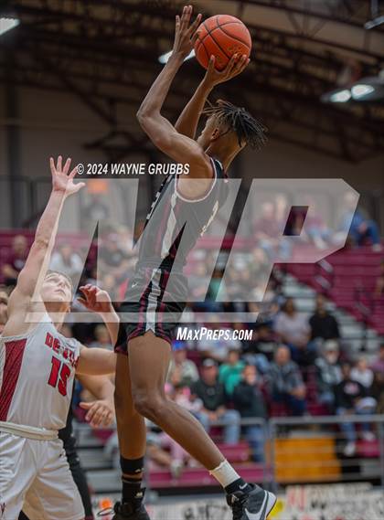 Thumbnail 3 in Jefferson vs. Chapel Hill (UIL 3A Area Playoff) photogallery.