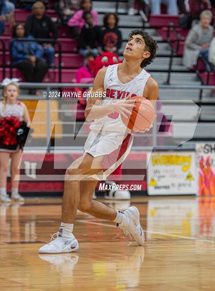 Thumbnail 3 in Jefferson vs. Chapel Hill (UIL 3A Area Playoff) photogallery.