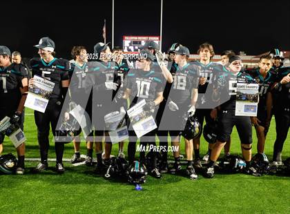 Thumbnail 3 in Lincoln vs Valley Center (CIF Div 6AA State Championship) photogallery.