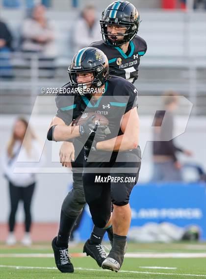 Thumbnail 1 in Lincoln vs Valley Center (CIF Div 6AA State Championship) photogallery.