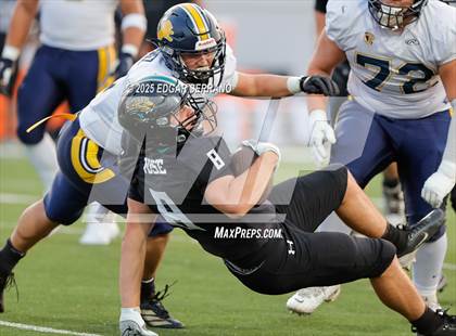 Thumbnail 2 in Lincoln vs Valley Center (CIF Div 6AA State Championship) photogallery.