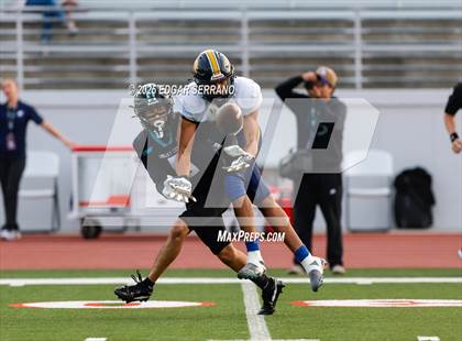 Thumbnail 3 in Lincoln vs Valley Center (CIF Div 6AA State Championship) photogallery.