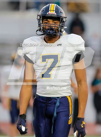 Thumbnail 3 in Lincoln vs Valley Center (CIF Div 6AA State Championship) photogallery.