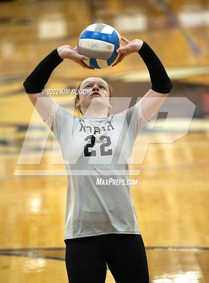 Thumbnail 2 in L'Anse Creuse North @ Grosse Pointe South photogallery.