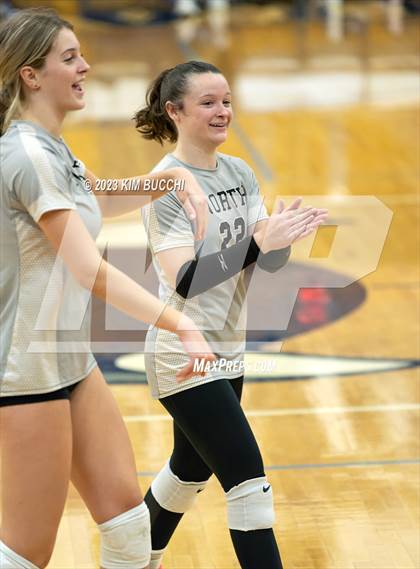 Thumbnail 3 in L'Anse Creuse North @ Grosse Pointe South photogallery.