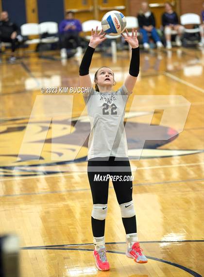 Thumbnail 3 in L'Anse Creuse North @ Grosse Pointe South photogallery.