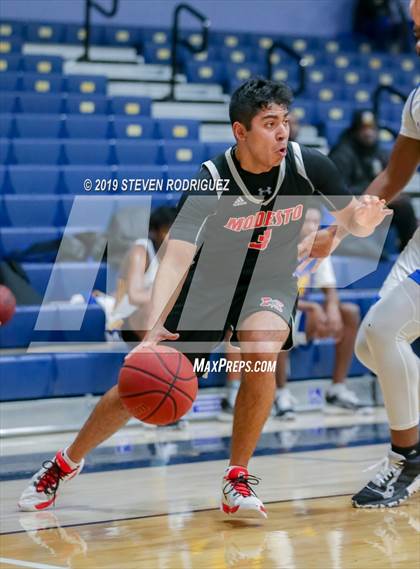 Thumbnail 1 in Grant vs. Modesto photogallery.