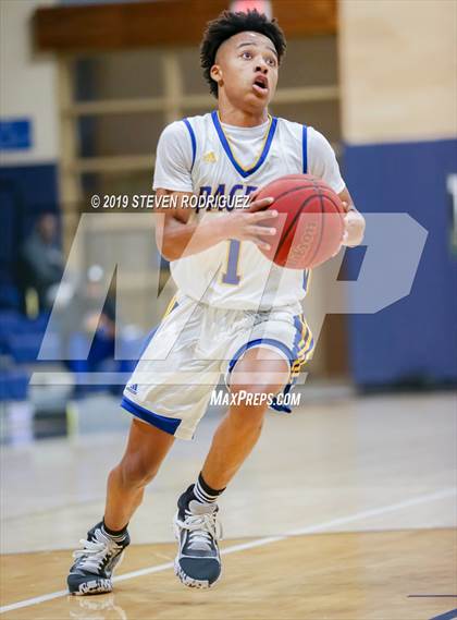 Thumbnail 2 in Grant vs. Modesto photogallery.