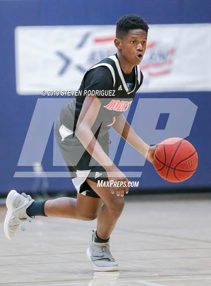 Thumbnail 2 in Grant vs. Modesto photogallery.