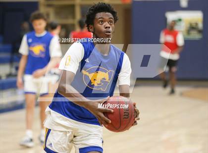 Thumbnail 1 in Grant vs. Modesto photogallery.
