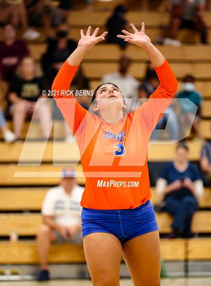 Thumbnail 3 in Grand Oaks vs Klein Oak photogallery.