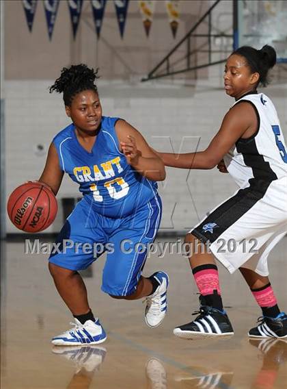Thumbnail 2 in Grant vs. Valley (Coaches vs. Cancer) photogallery.