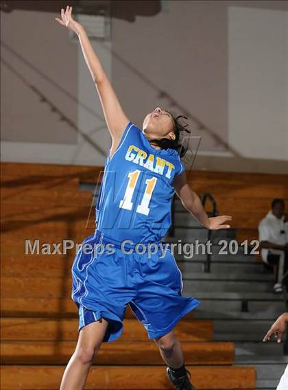 Thumbnail 3 in Grant vs. Valley (Coaches vs. Cancer) photogallery.