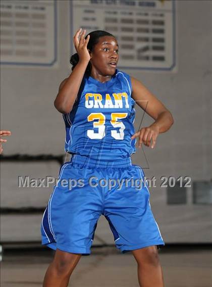 Thumbnail 2 in Grant vs. Valley (Coaches vs. Cancer) photogallery.