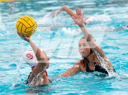 Thumbnail 3 in Woodrow Wilson vs San Clemente (Bill Barnett Holiday Cup) photogallery.