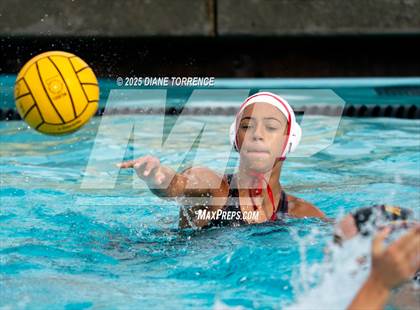 Thumbnail 3 in Woodrow Wilson vs San Clemente (Bill Barnett Holiday Cup) photogallery.