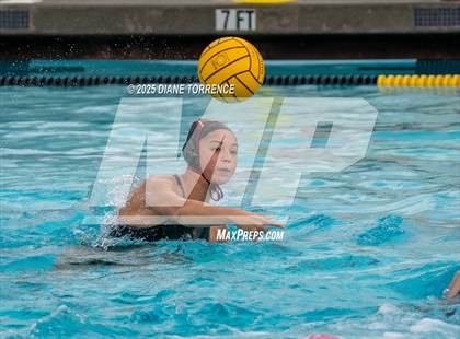 Thumbnail 1 in Woodrow Wilson vs San Clemente (Bill Barnett Holiday Cup) photogallery.