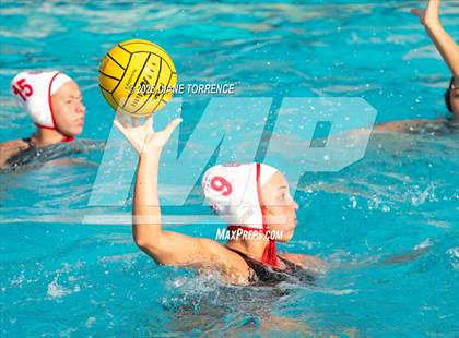 Thumbnail 2 in Woodrow Wilson vs San Clemente (Bill Barnett Holiday Cup) photogallery.