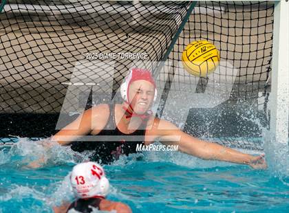 Thumbnail 3 in Woodrow Wilson vs San Clemente (Bill Barnett Holiday Cup) photogallery.