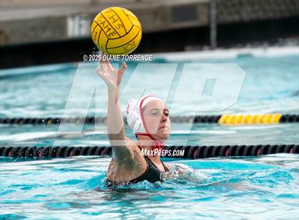 Thumbnail 2 in Woodrow Wilson vs San Clemente (Bill Barnett Holiday Cup) photogallery.