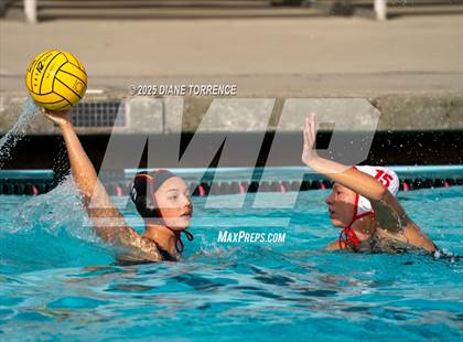 Thumbnail 1 in Woodrow Wilson vs San Clemente (Bill Barnett Holiday Cup) photogallery.