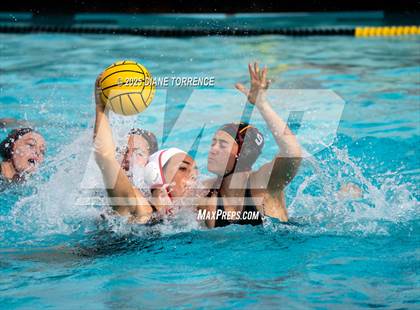 Thumbnail 3 in Woodrow Wilson vs San Clemente (Bill Barnett Holiday Cup) photogallery.