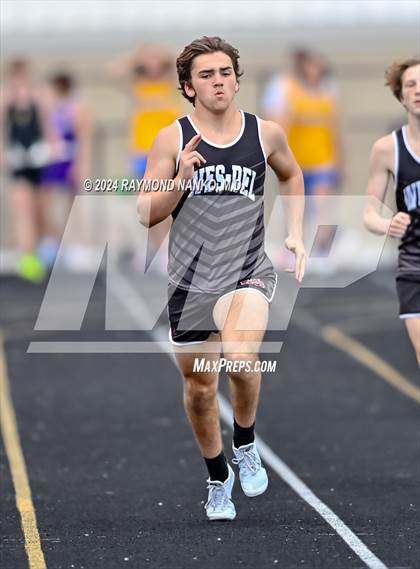 Thumbnail 1 in IHSAA Delta Sectionals (400 Meter)  photogallery.
