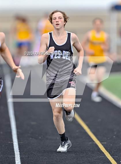 Thumbnail 1 in IHSAA Delta Sectionals (400 Meter)  photogallery.